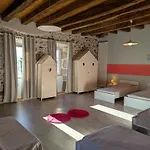Holiday home Spacieux Avec Piscine Privee Et Jardin, Ideal Pour Familles Avec Animaux - Fr-1-653-67 *