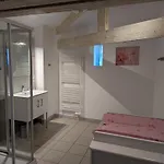 Holiday home Spacieux Avec Piscine Privee Et Jardin, Ideal Pour Familles Avec Animaux - Fr-1-653-67 Esse