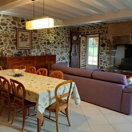 Nyaraló Spacieux Avec Piscine Privee Et Jardin, Ideal Pour Familles Avec Animaux - Fr-1-653-67 *