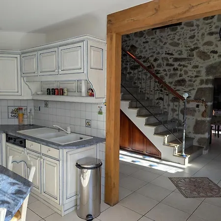 Spacieux Avec Piscine Privee Et Jardin, Ideal Pour Familles Avec Animaux - Fr-1-653-67 Esse