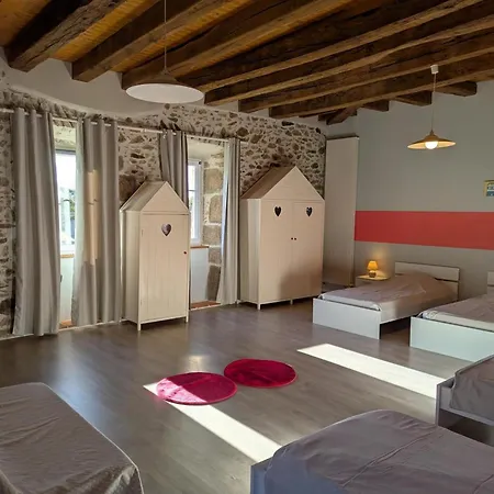 Vakantiehuis Spacieux Avec Piscine Privee Et Jardin, Ideal Pour Familles Avec Animaux - Fr-1-653-67 *