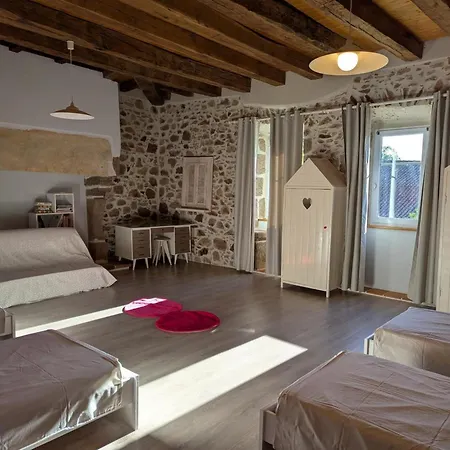 Spacieux Avec Piscine Privee Et Jardin, Ideal Pour Familles Avec Animaux - Fr-1-653-67