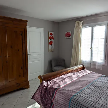 Nyaraló Spacieux Avec Piscine Privee Et Jardin, Ideal Pour Familles Avec Animaux - Fr-1-653-67