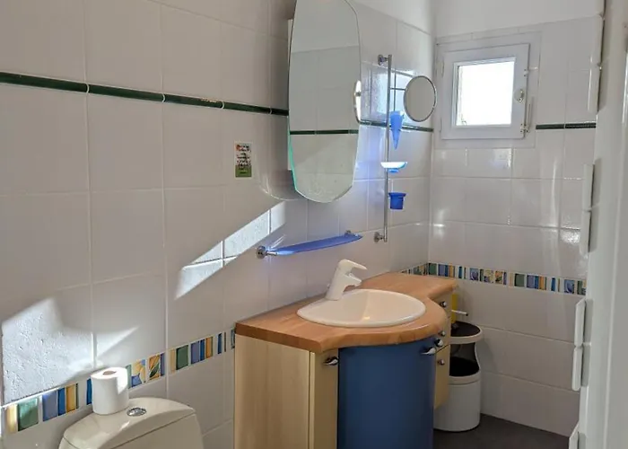 Spacieux Avec Piscine Privée Et Animaux Acceptés En Charente - Fr-1-653-67 Casa vacanze Esse