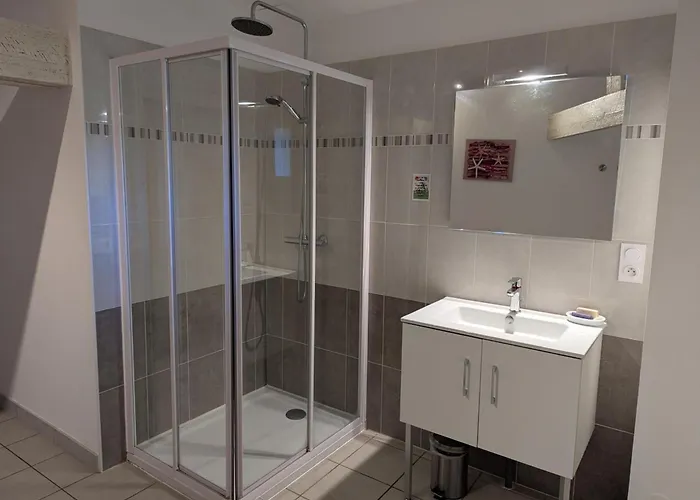 Spacieux Avec Piscine Privée Et Animaux Acceptés En Charente - Fr-1-653-67 Casa vacanze *